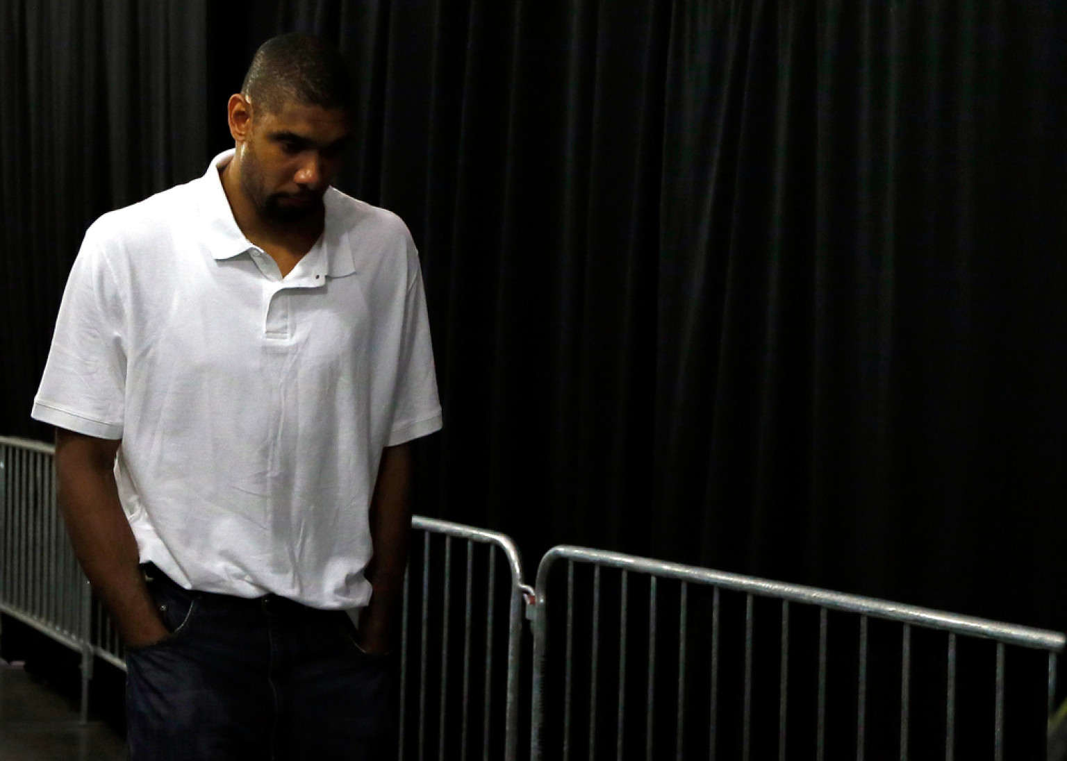 o-TIM-DUNCAN-SAD-facebook.jpg