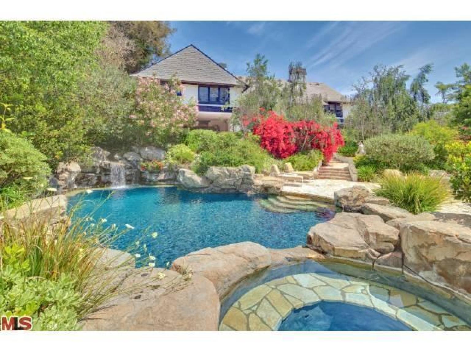 Bob Newhart Lists House At 15.5 Million (PHOTOS) HuffPost