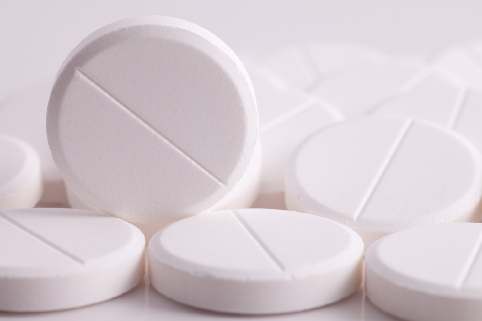 Aspirin Taken Regularly Could Lower Colon Cancer Risk, Study Suggests