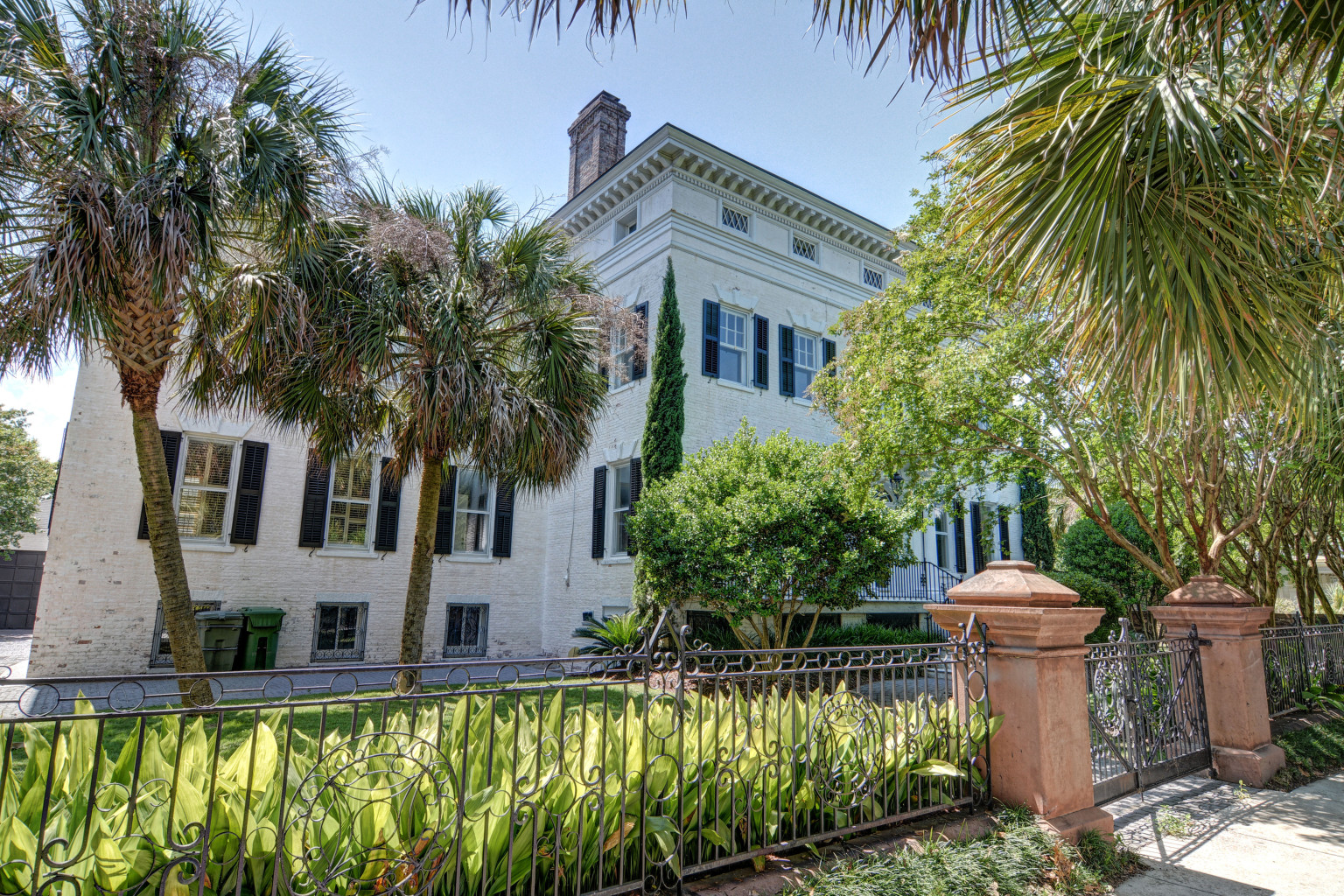 Dudley Mansion, Once Owned By Couple Who Allegedly Inspired 'Keeping Up With The Joneses,' Is