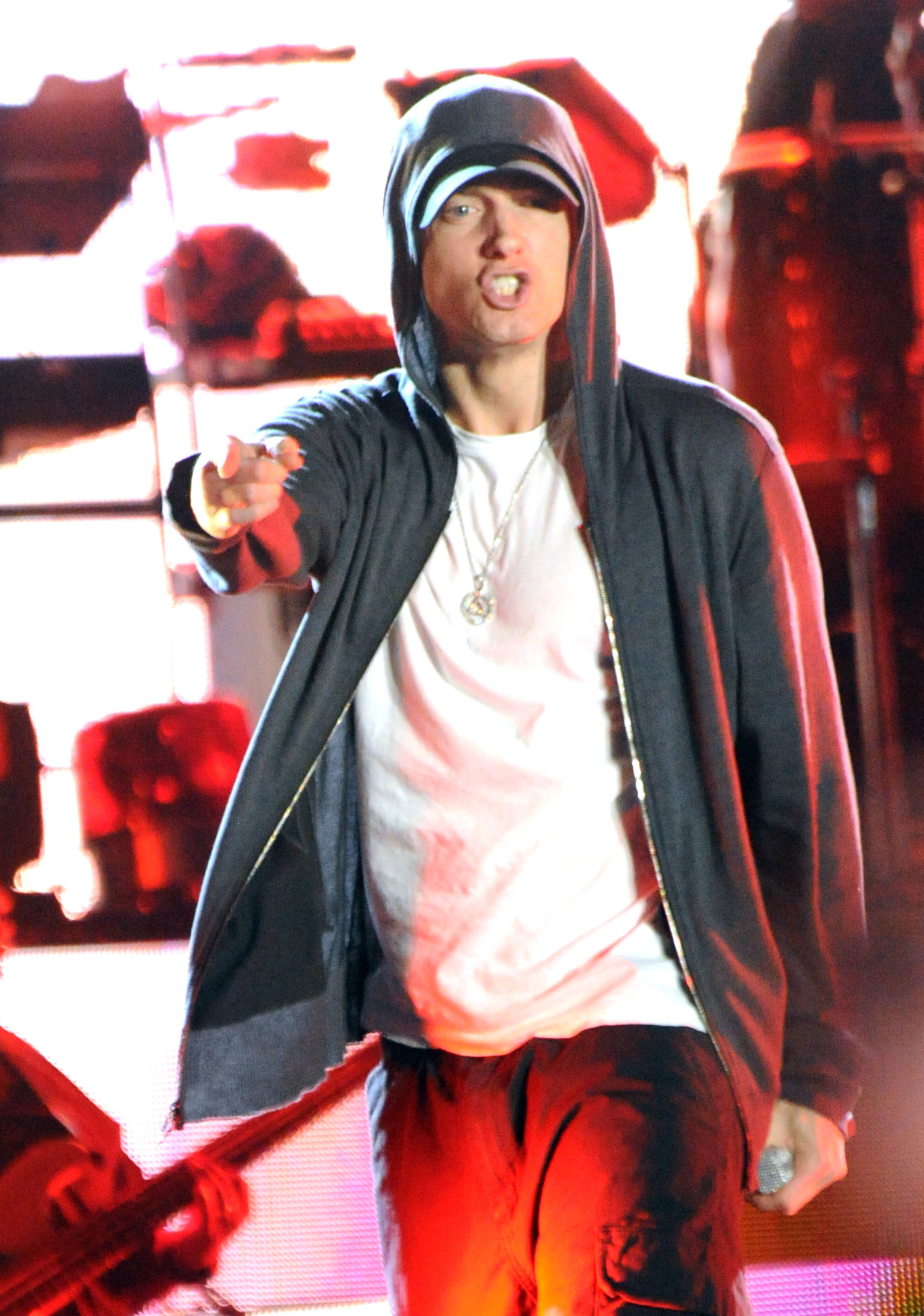 Eminem Reveals Drug Overdose Nearly Killed Him In Documentary How To Make Money Selling Drugs