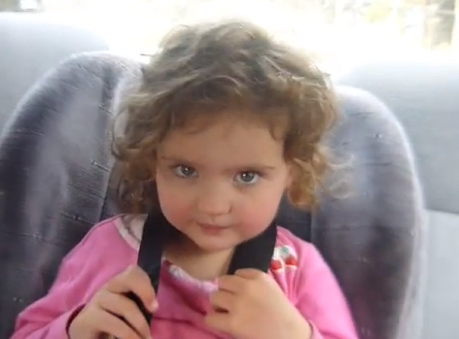Little Girl Has One Of The Best Eyebrow Wiggles Of All Time (VIDEO