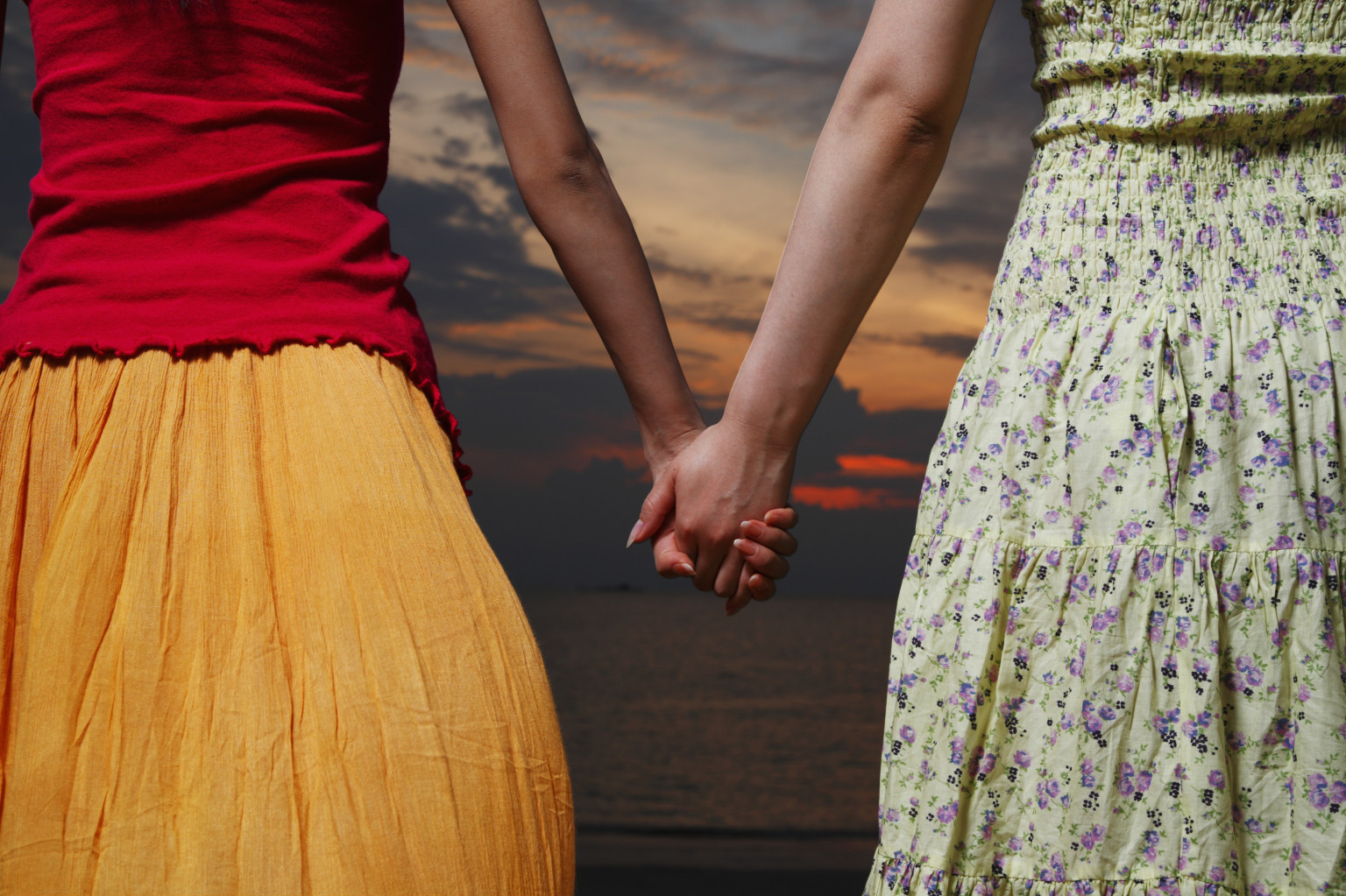 Emotional Cheating And Lesbian Couples Why Its An Issue Huffpost