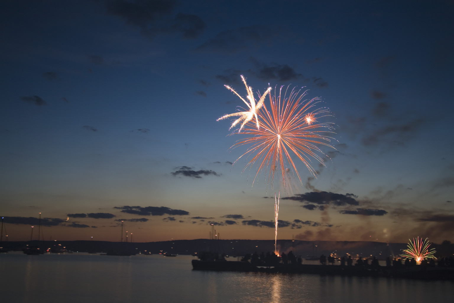 Grand Lake Fireworks 1 Dead, At Least 4 Injured After PickUp Truck