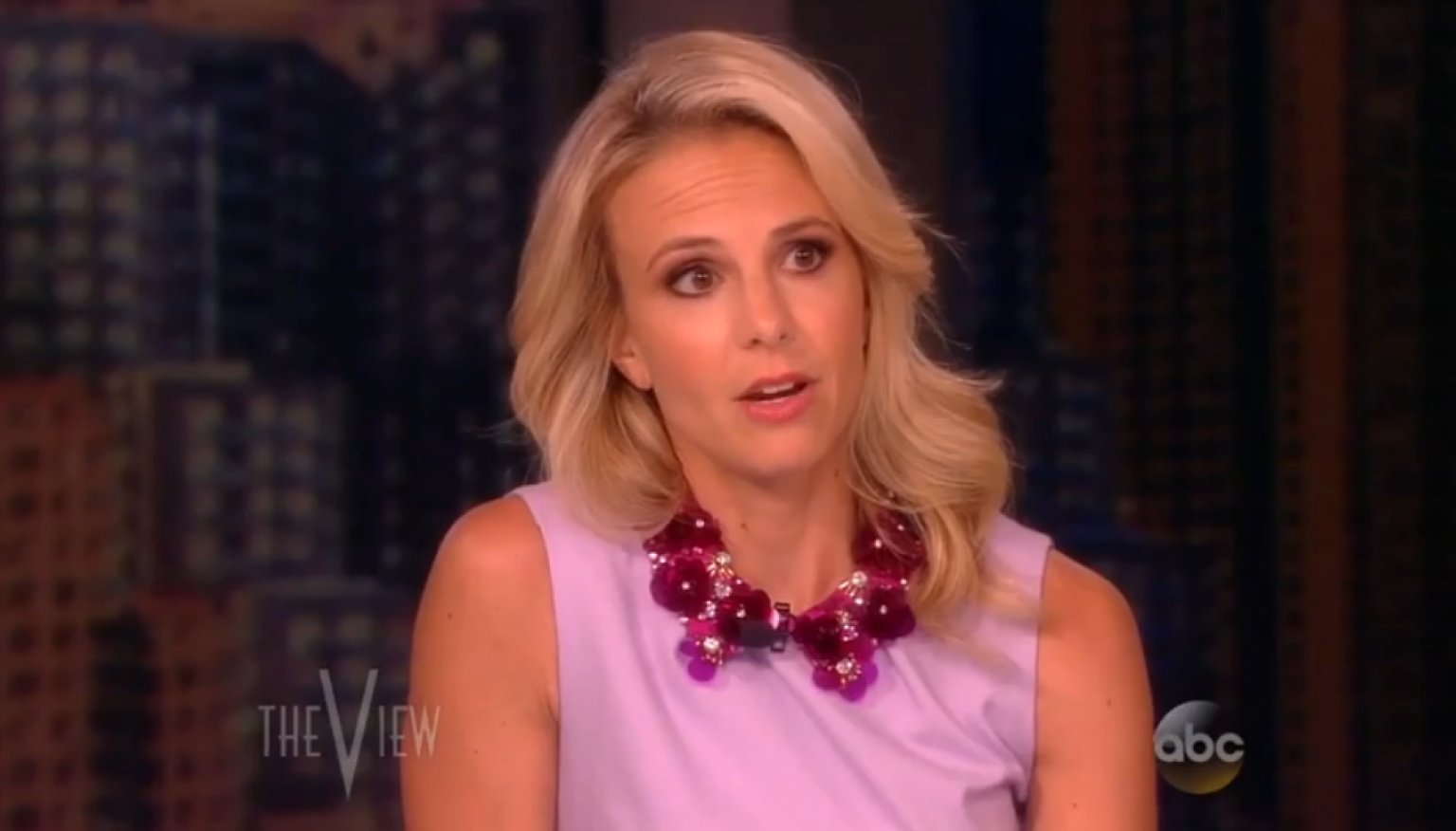 Elisabeth Hasselbeck Leaves The View Video Huffpost