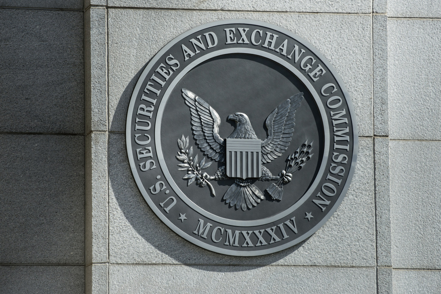 SEC Says Entrepreneurs Can Now Tweet, Blog About Unregistered Shares ...