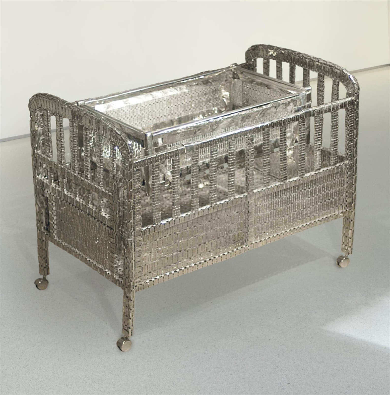 15 Everyday Objects Extraordinary Artists Use From the Simple to