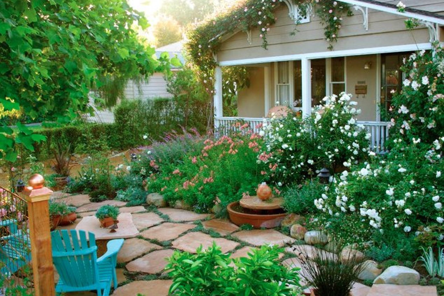 10 Cottage Gardens That Are Just Too Charming For Words (PHOTOS)