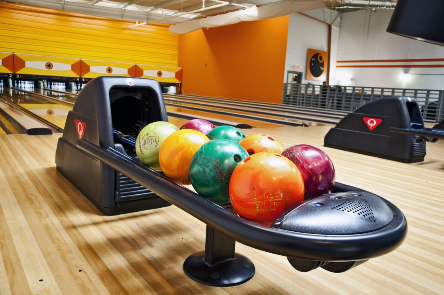America's Coolest Bowling Alleys (PHOTOS) HuffPost