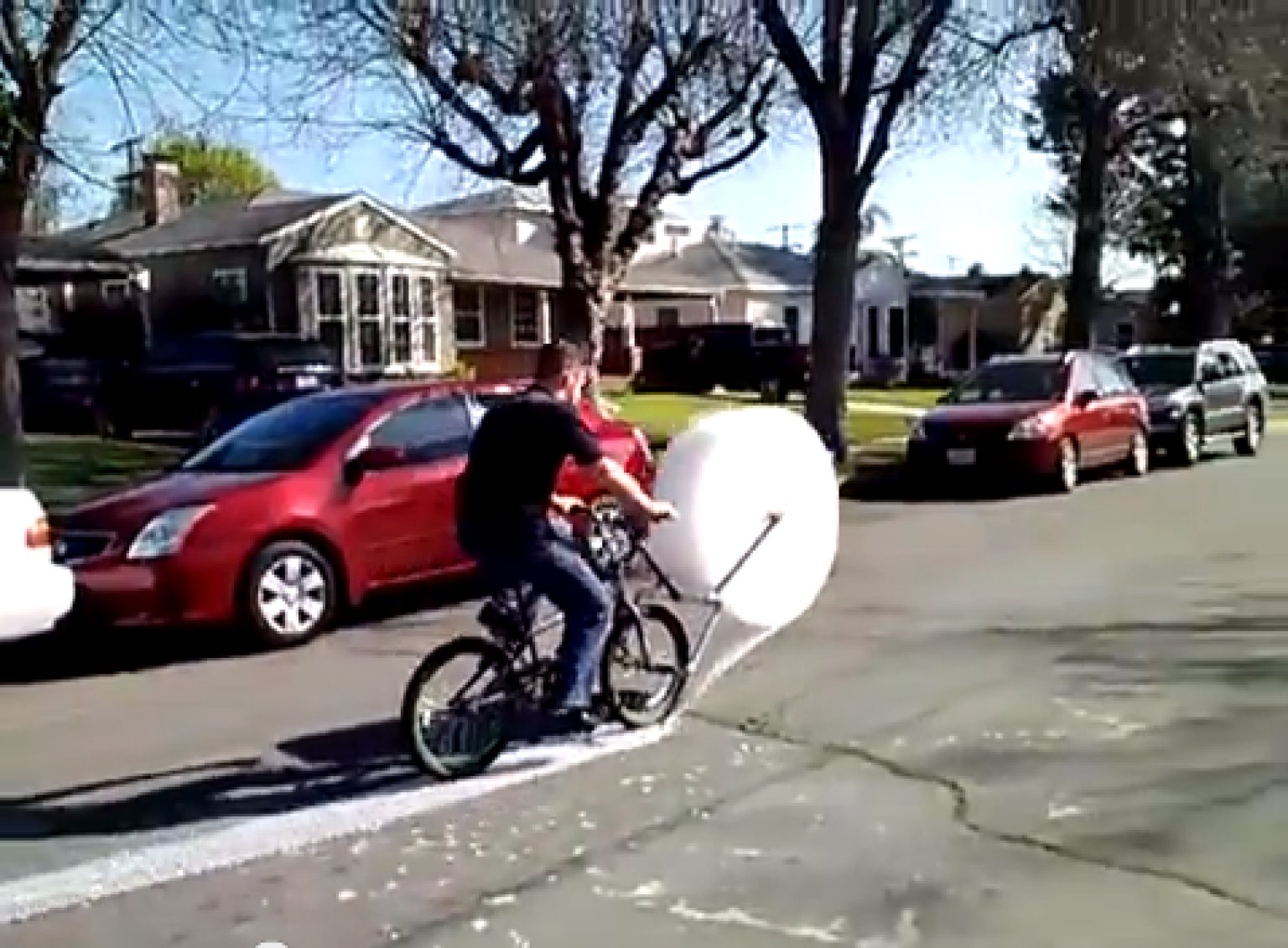 Bubble Wrap Bike Is Your New Favorite Invention (VIDEO)
