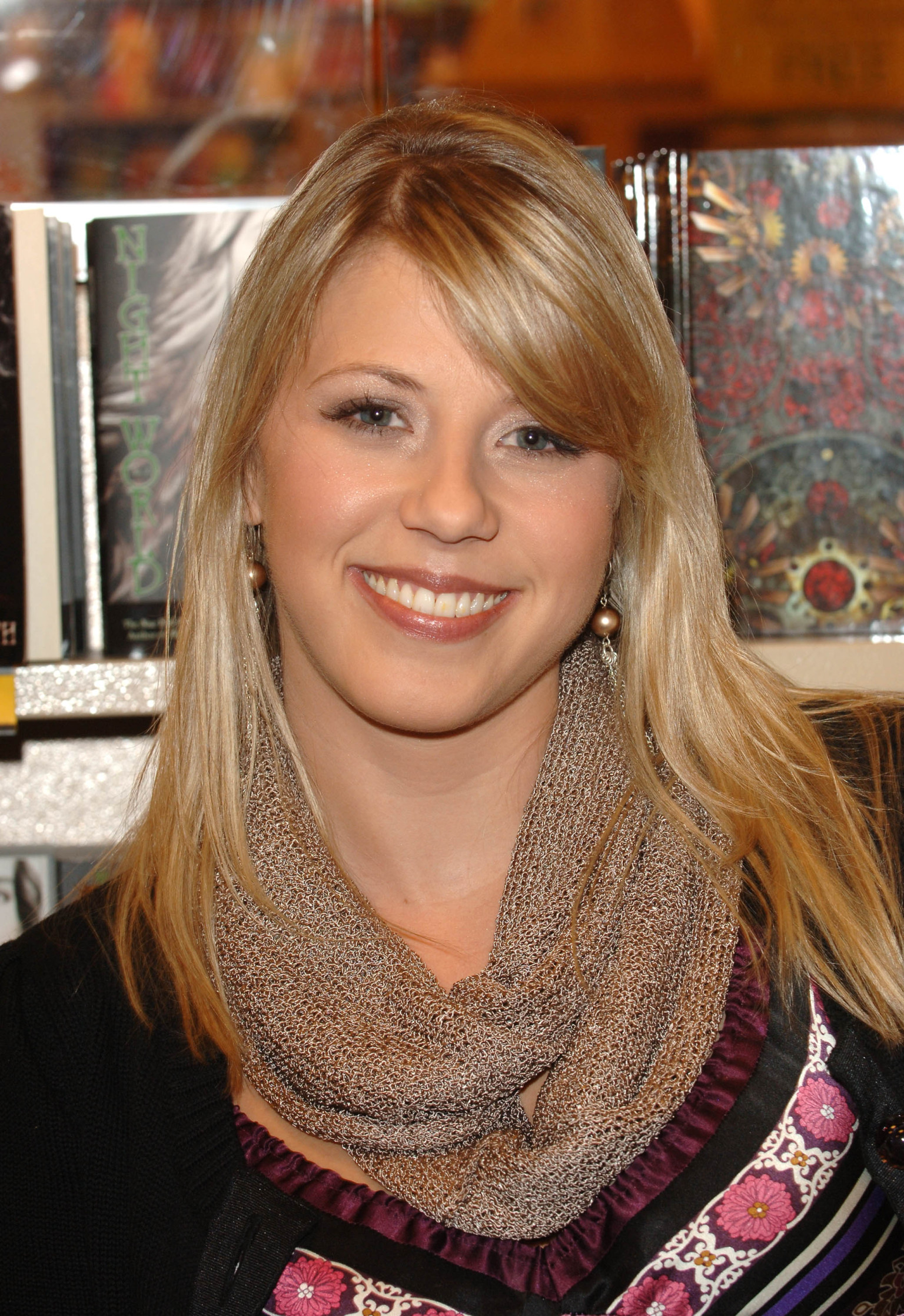 Jodie Sweetin Is NOT In Rehab Despite Rumors