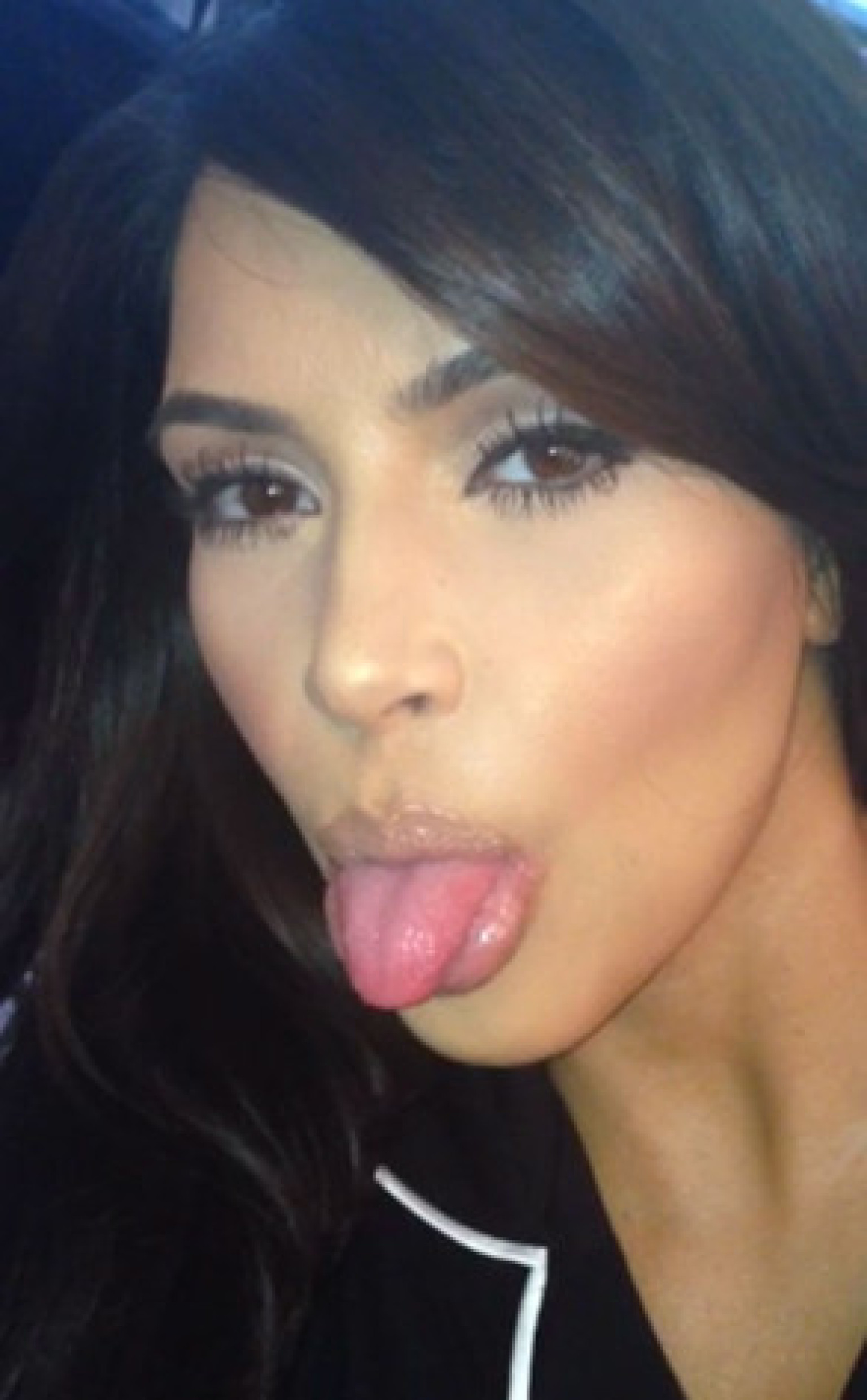 Kim Kardashian Inches Her Way Out Of Post-Baby Hiding With 3-Second