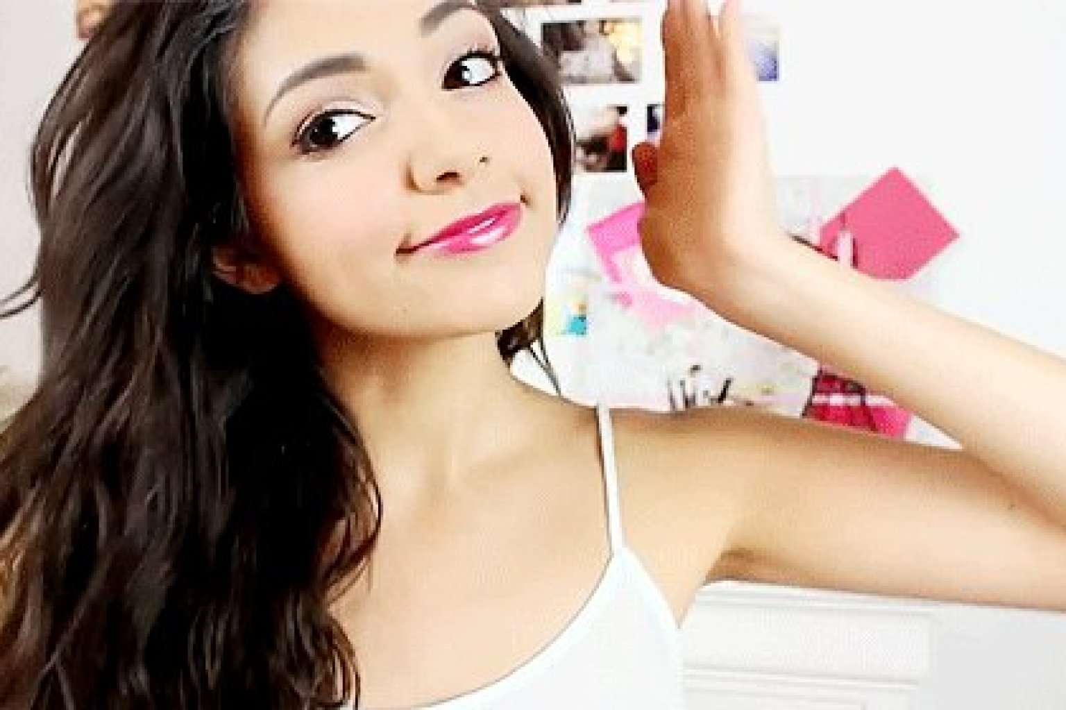 Teen Youtube Star Bethany Mota S Beauty Routine Is Good Enough For Grown Ups Video Huffpost