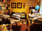Why A Cluttered Desk Is Good For Your Creativity  