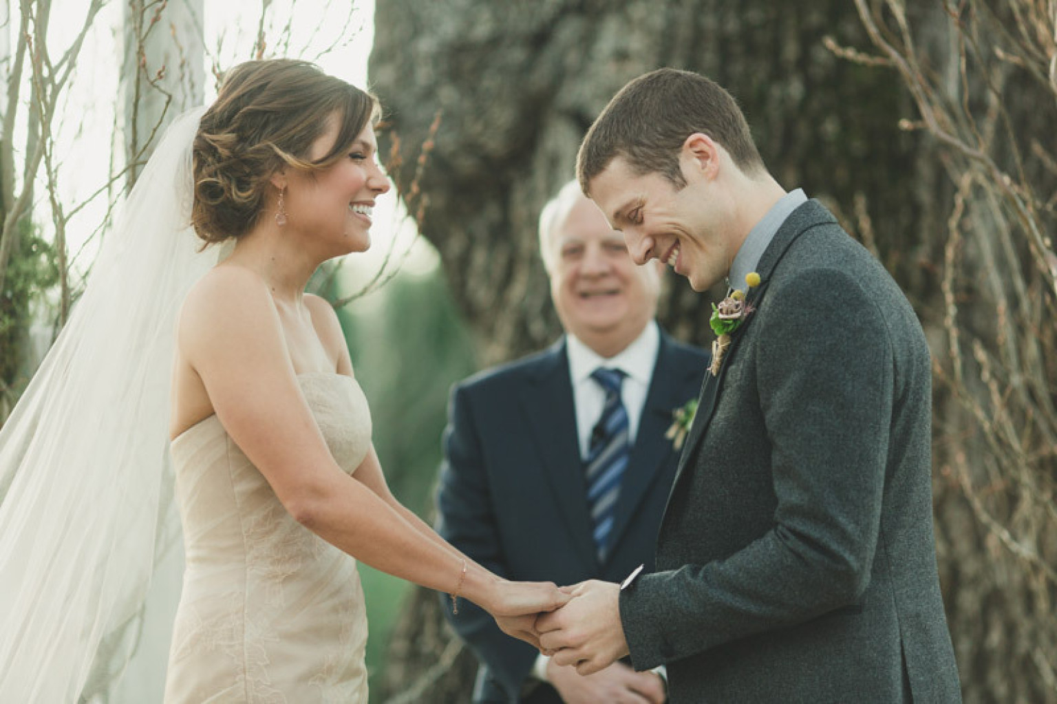 Matt saracen and julie taylor wedding