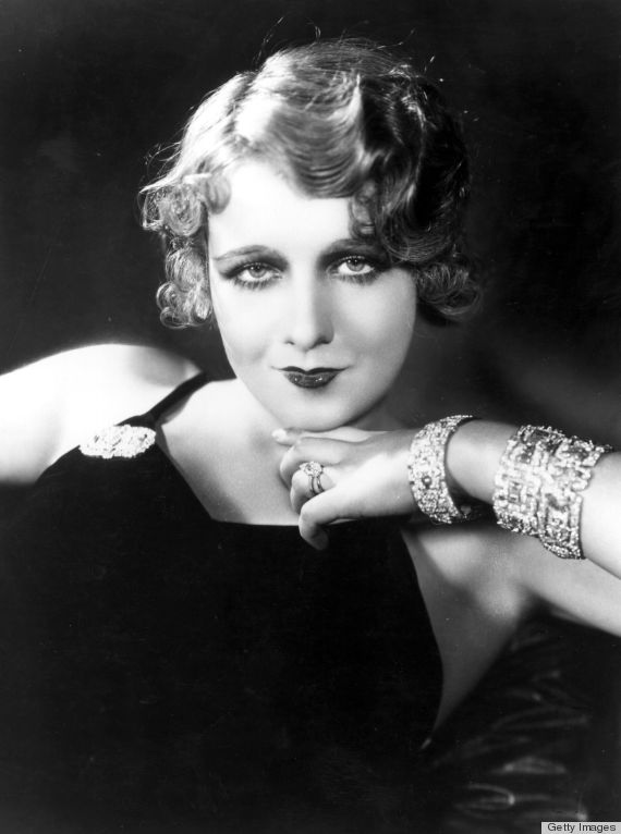 1920s Hairstyles That Defined The Decade, From The Bob To Finger Waves ...