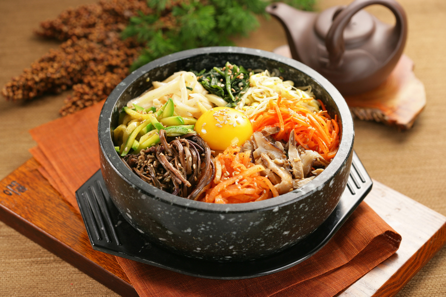 samgyetang-korean-food-13391972-png