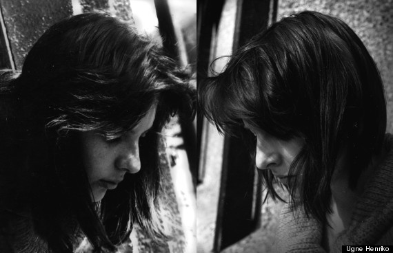 Daughter S Mirror Image Tribute To Her Mother Will Tug At Your Heart Strings Photos Huffpost