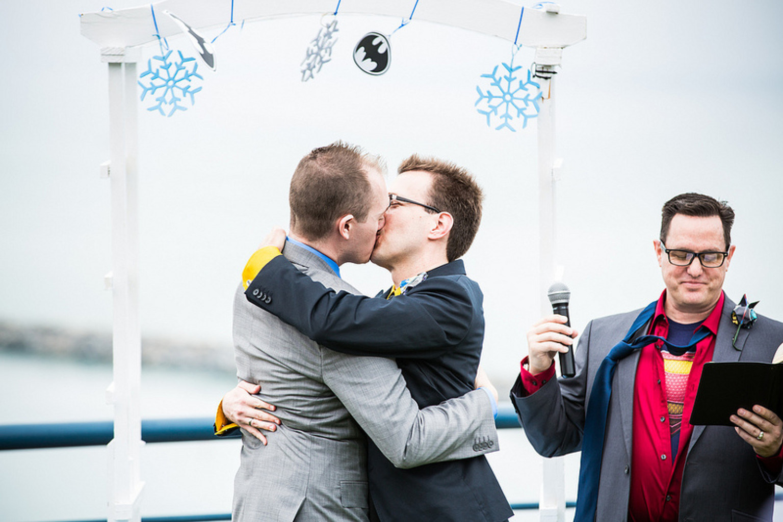 Batman Wedding Stuff Album On Imgur Half Groom Half Bridal