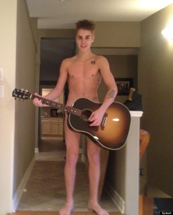 Justin Bieber completely nude outdoors
