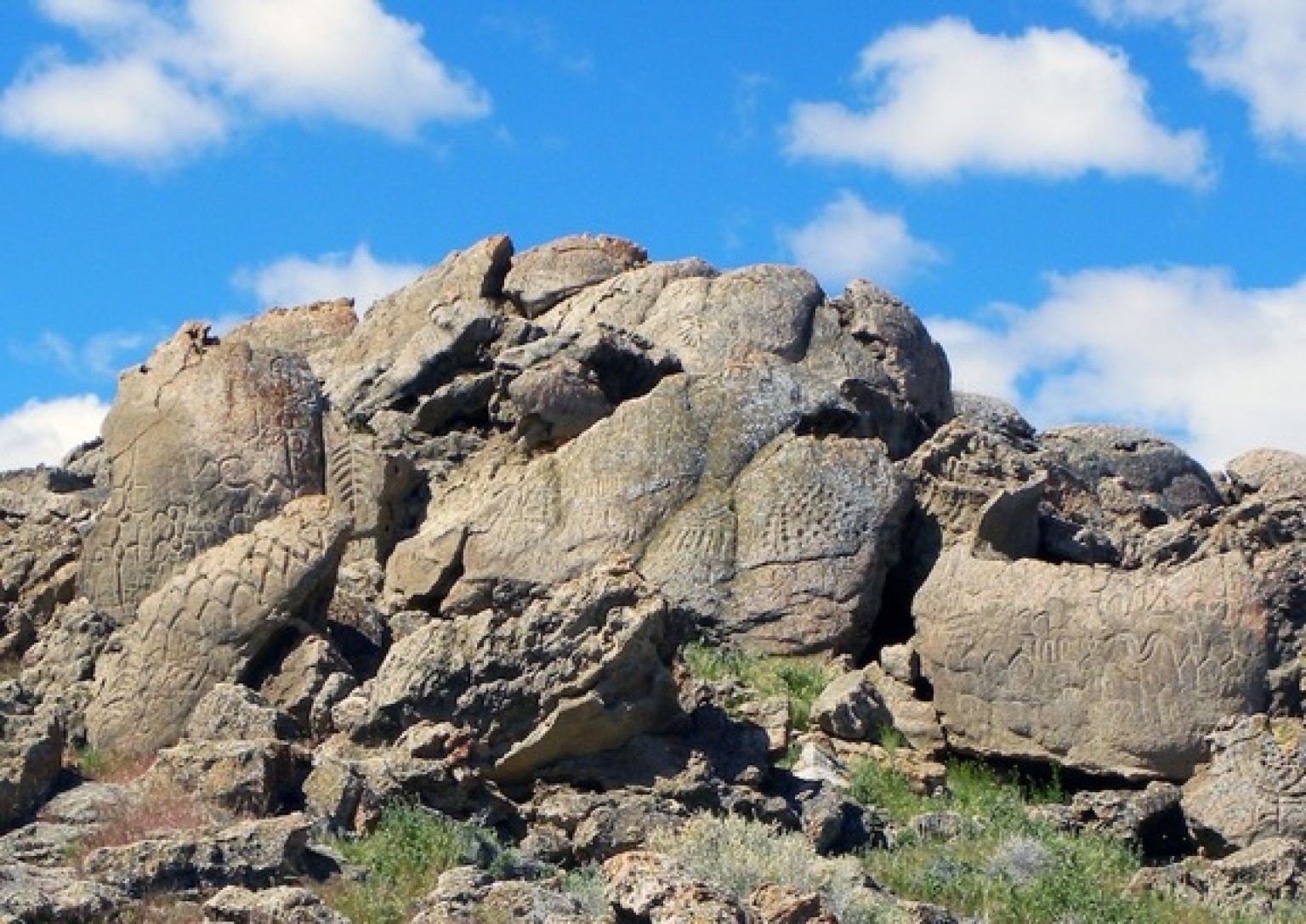 oldest-rock-art-nevada-petroglyphs-may-be-north-america-s-most-ancient