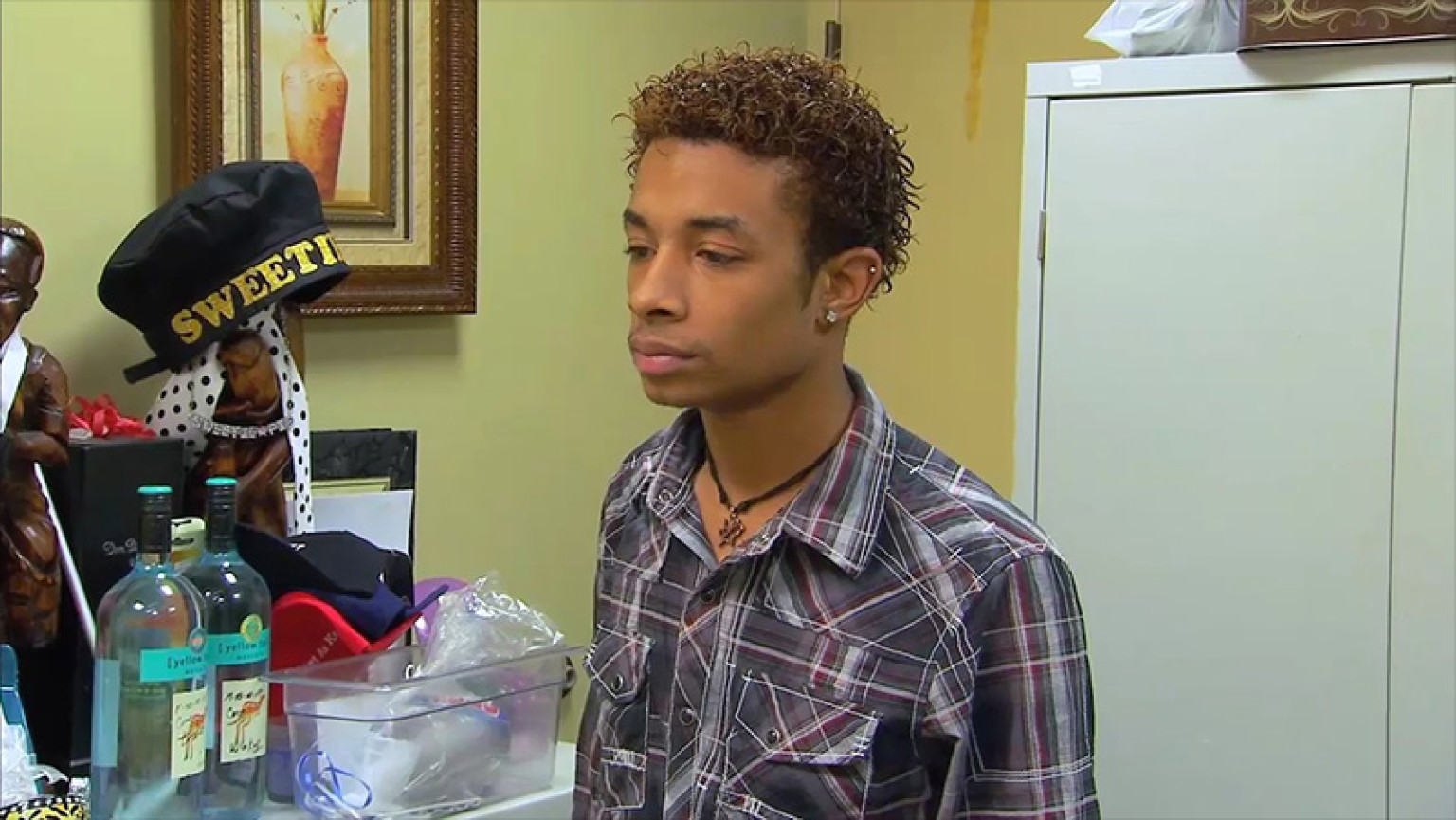 Lil' Charles Messes Up Big Time On To Sweetie Pie's' (VIDEO