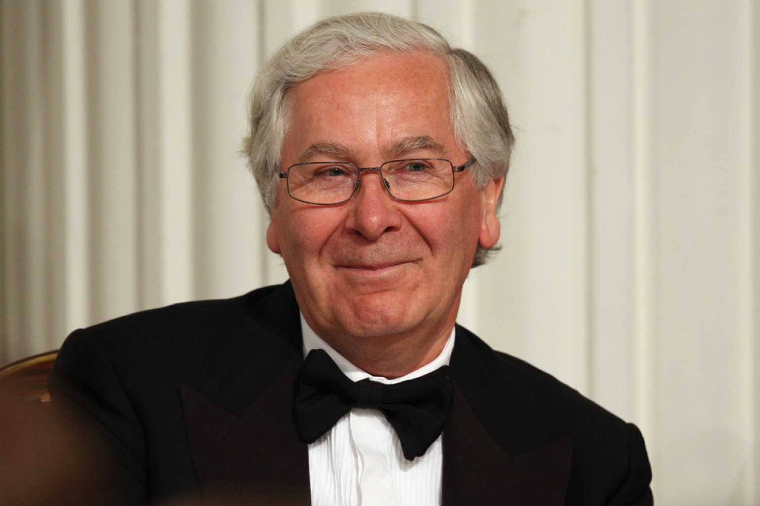 Mervyn King's Bank Of England Leaving Presents Include £10,000 Painting