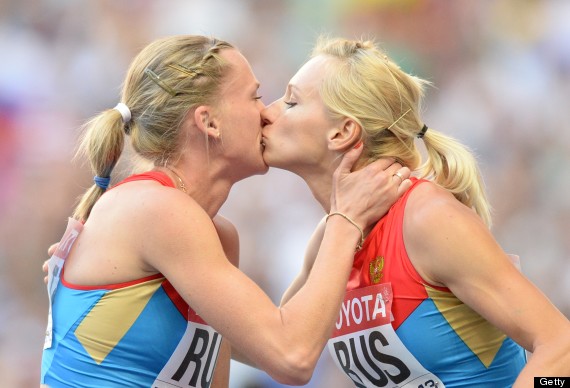 Russian Women Kissing 82