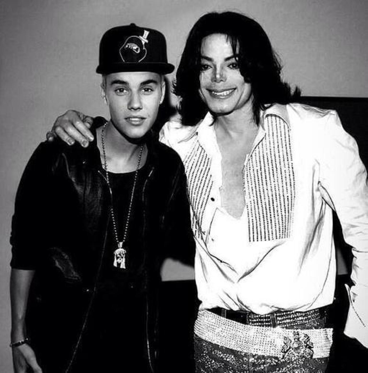 o-JUSTIN-BIEBER-MICHAEL-JACKSON-facebook.jpg