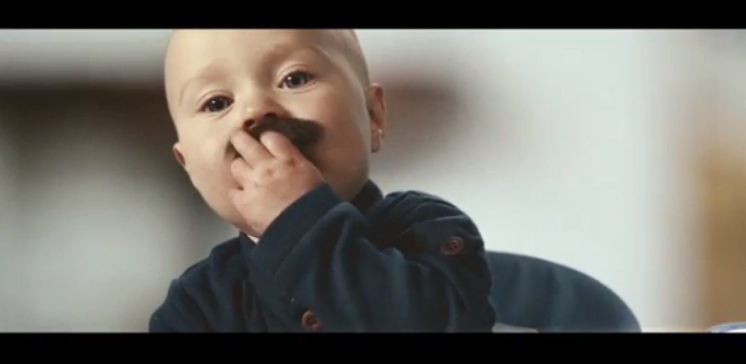 It's Baby Vs. Vacuum Cleaner In This New Samsung Ad (VIDEO) HuffPost