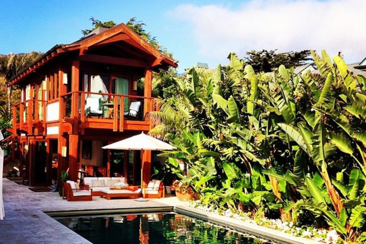 Pierce Brosnan's Malibu Home Is Almost Too Beautiful For Words (PHOTO)