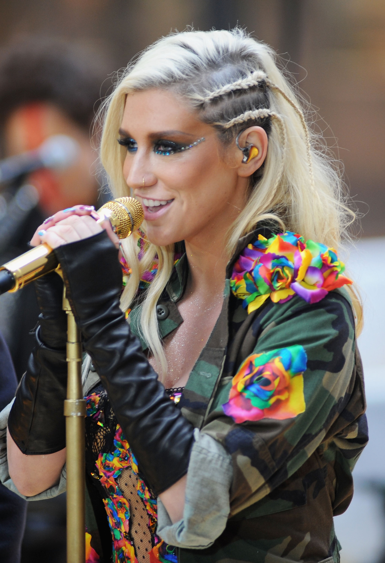 Lincoln Nebraska News >> Westboro Baptists Owned By Kesha's Dancers (VIDEO) | HuffPost Lincoln Nebraska News >> Westboro Baptists Owned By Kesha's Dancers (VIDEO) | HuffPost