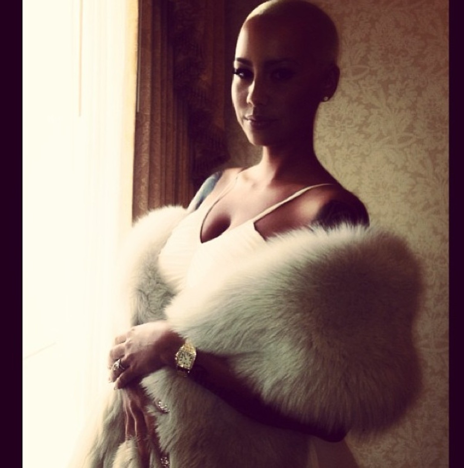Amber Rose: Instagram Queen Reignites The Internet! - 4ecb4of
