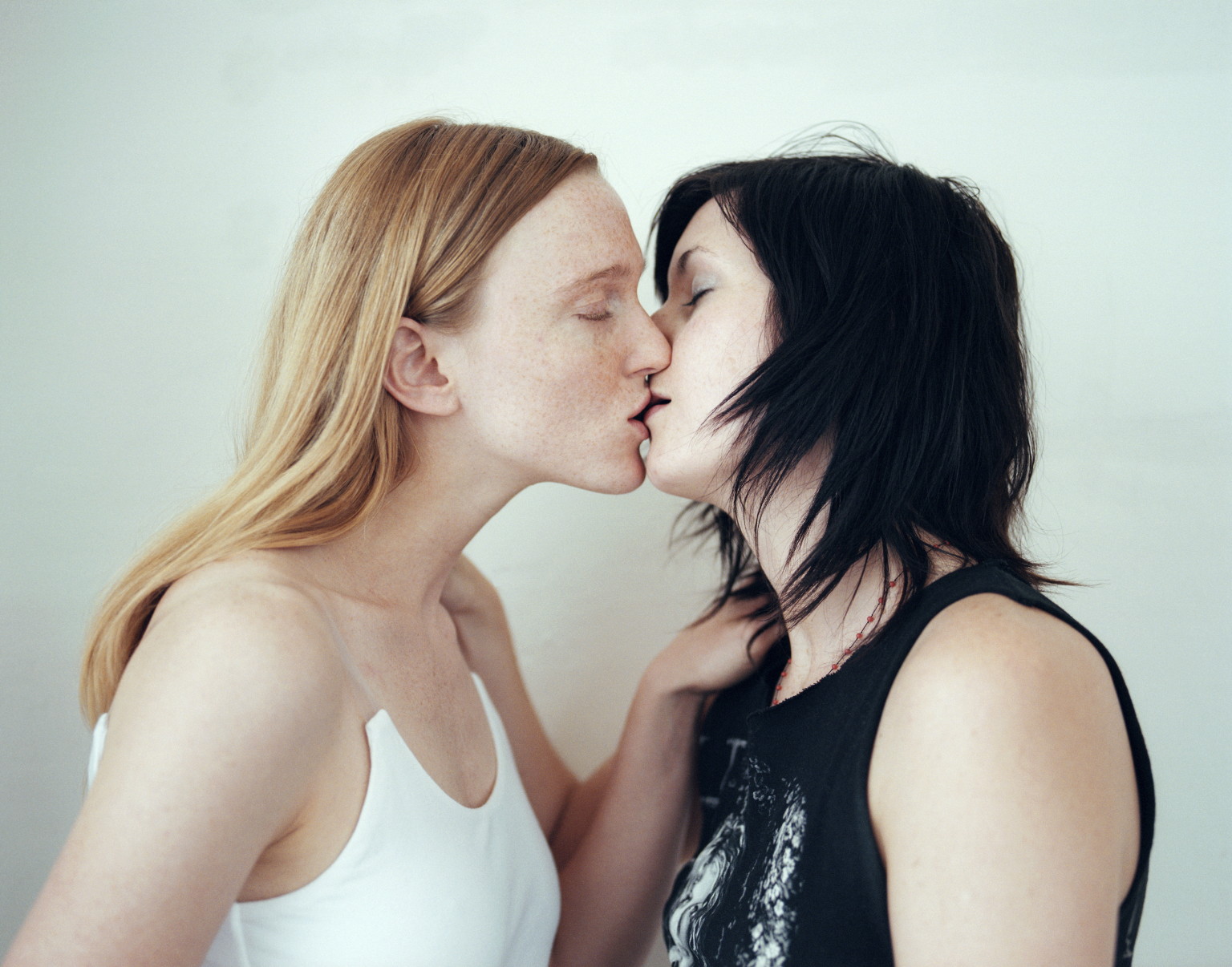 Teen Lesbians Kissing Sex 48