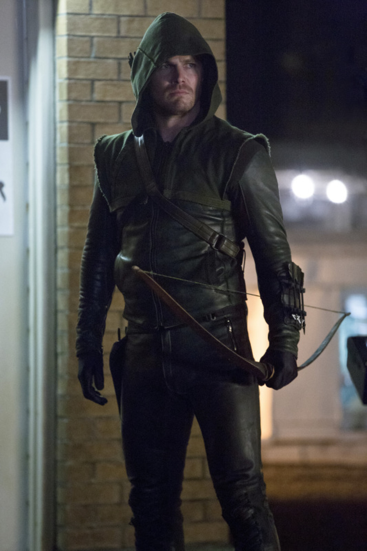 'Arrow' And 'The Tomorrow People' Team Up For Amell Wednesdays With A