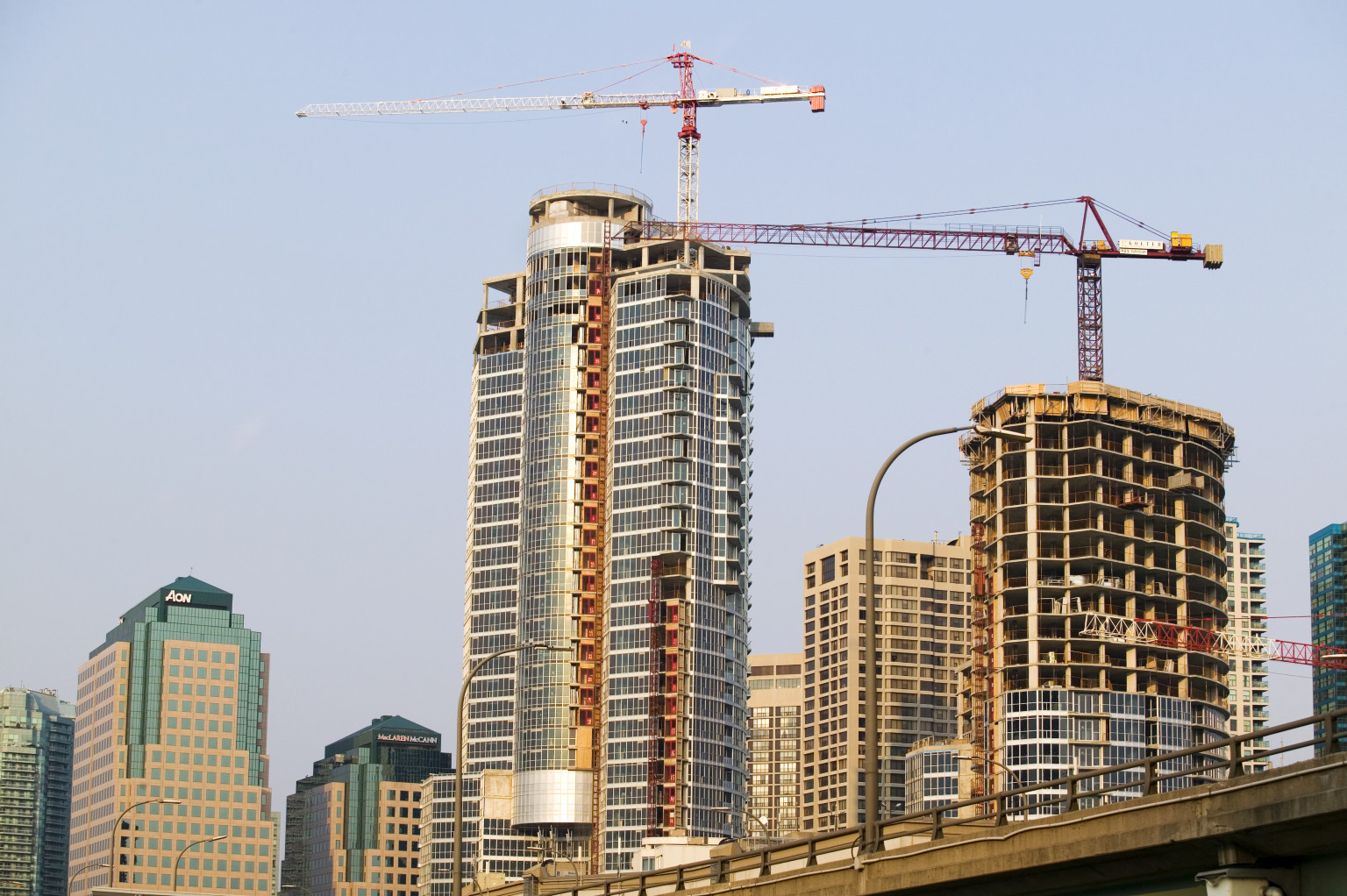Toronto, Vancouver Housing Markets Have 'Topped Out': Real Estate Association - Huffington Post Canada