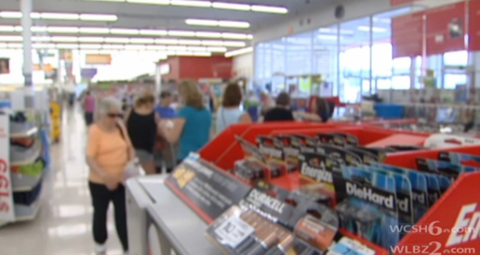 'Layaway Angel' With Terminal Illness Pays For 16 Struggling Families