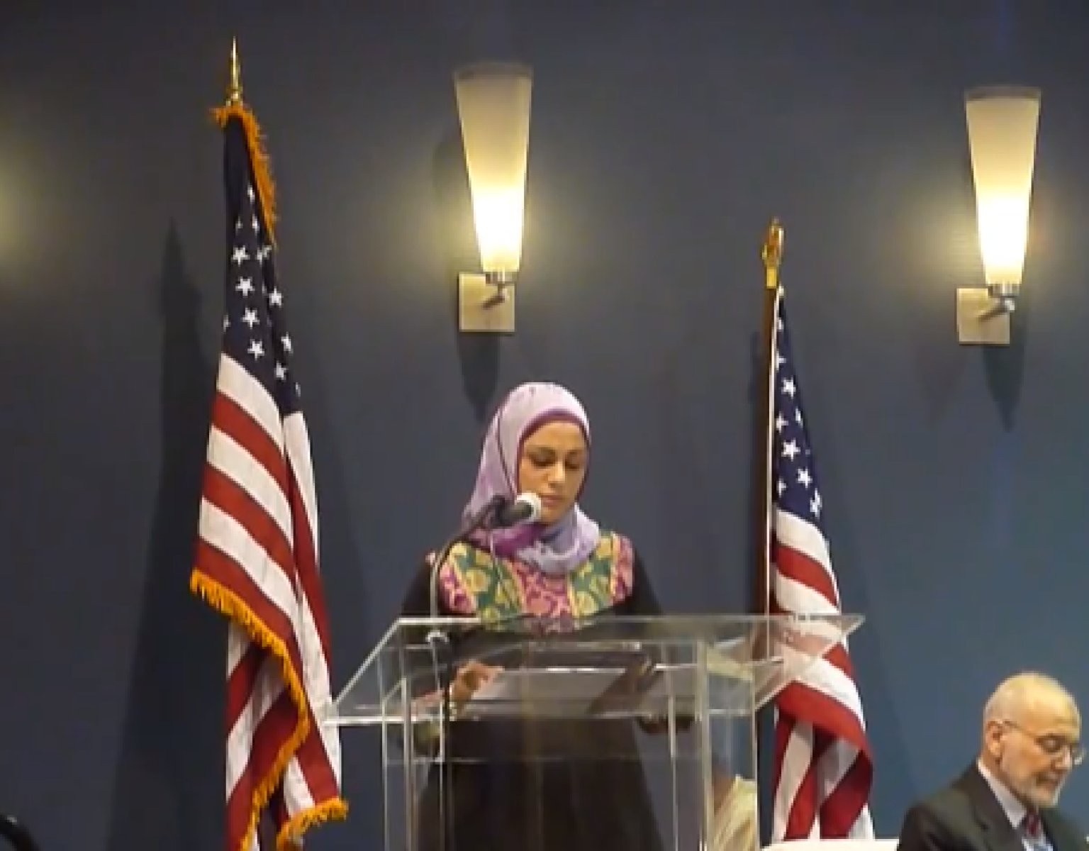 Tahera Ahmad Is First Woman To Recite Quran At ISNA Convention (VIDEO