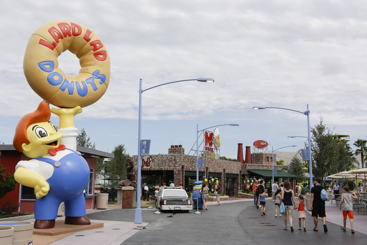 Simpsons Theme Park Springfield U S A Comes To Universal Studios 