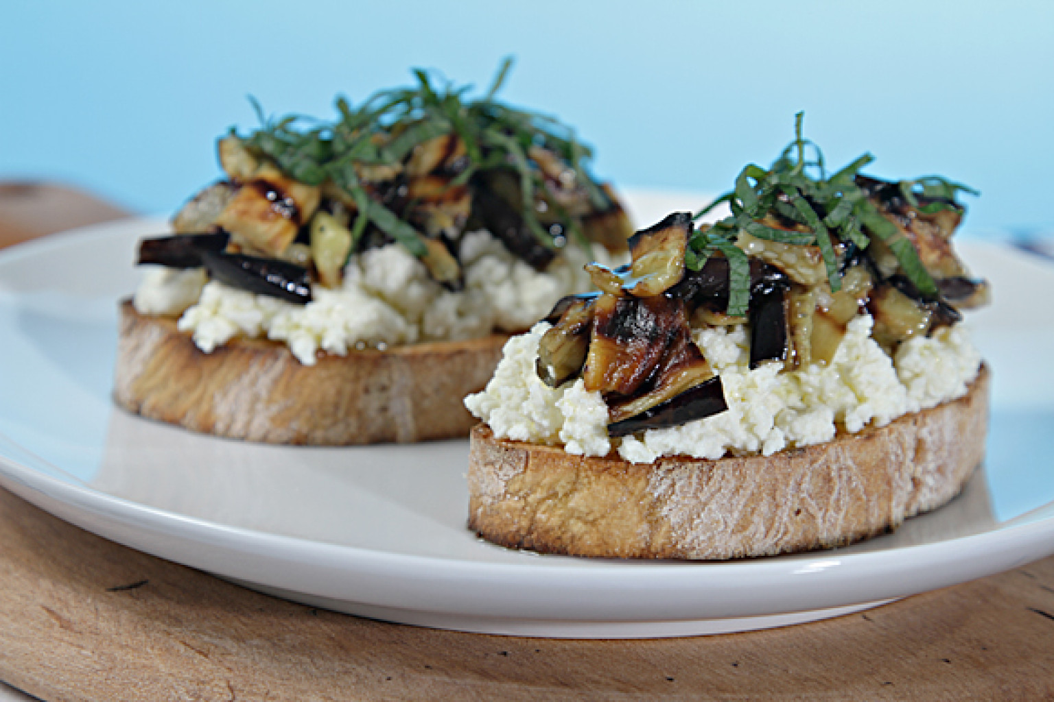 Bruschetta With Ricotta, Grilled Eggplant and Fresh Mint | HuffPost