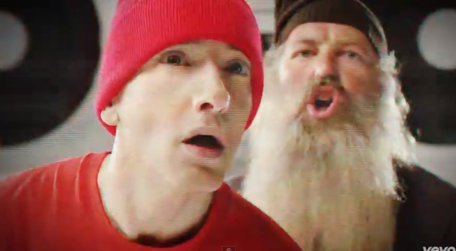Eminem's 'Berzerk' Video Features Rick Rubin, Kendrick Lamar, Boomboxes | HuffPost