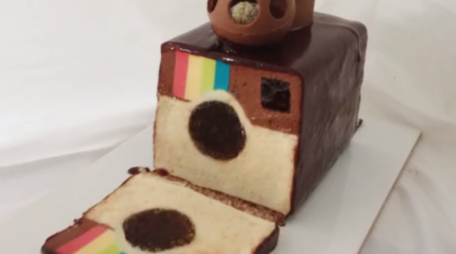 Instagram Cake By Ann Reardon Will Take Your Breath Away (VIDEO) | HuffPost