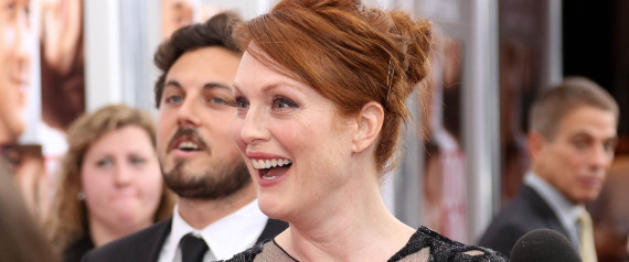 JULIANNE MOORE