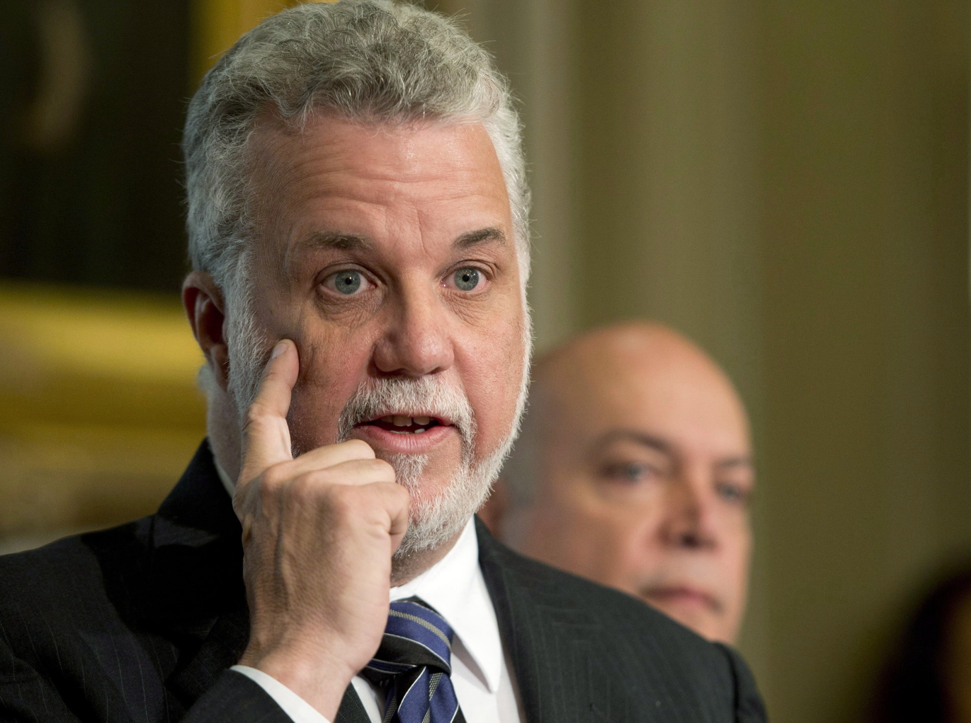 Quebec essays 06 picture