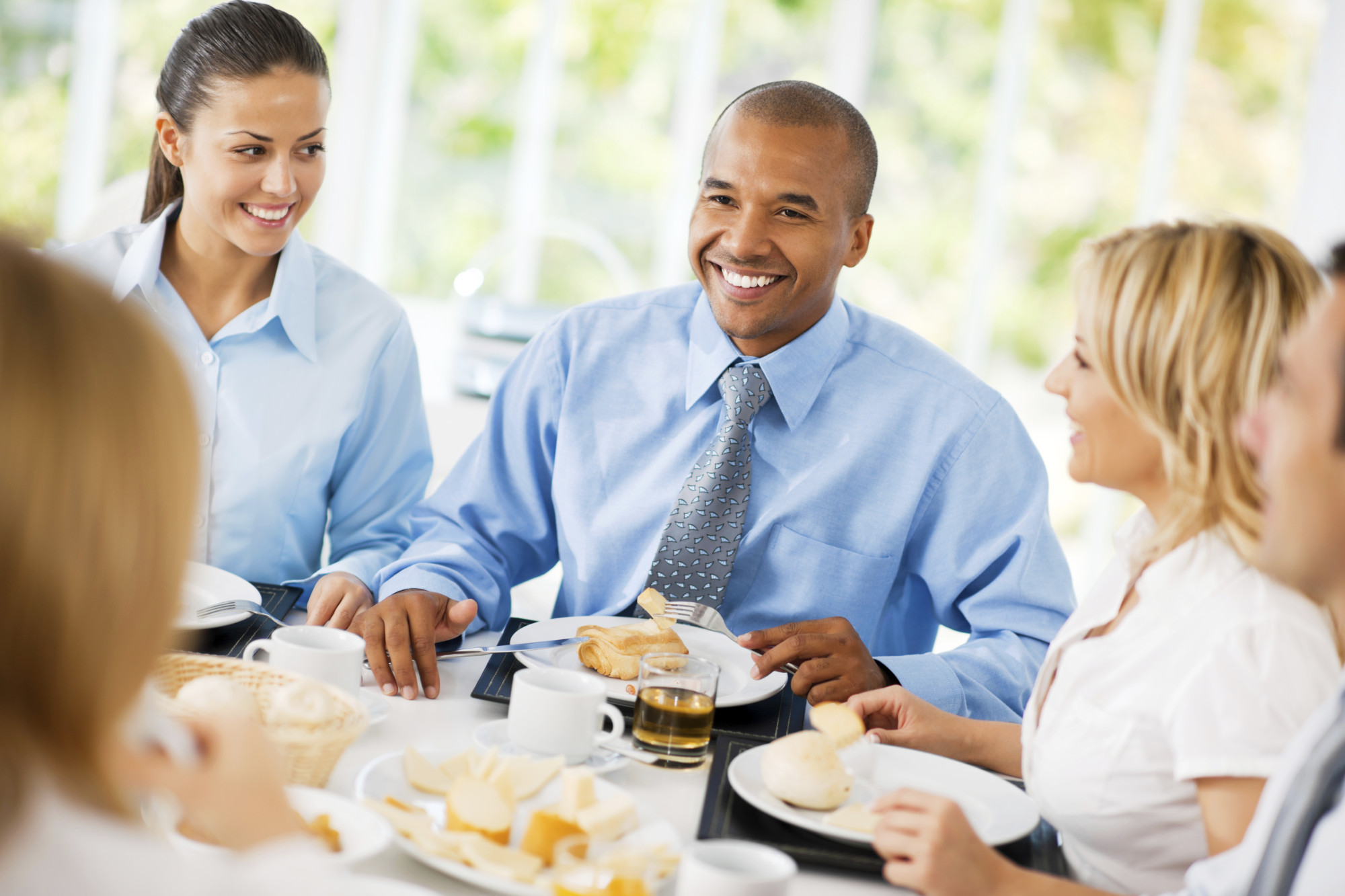 The Business Lunch 7 Simple Dining Skills You Can t Afford To Skip 