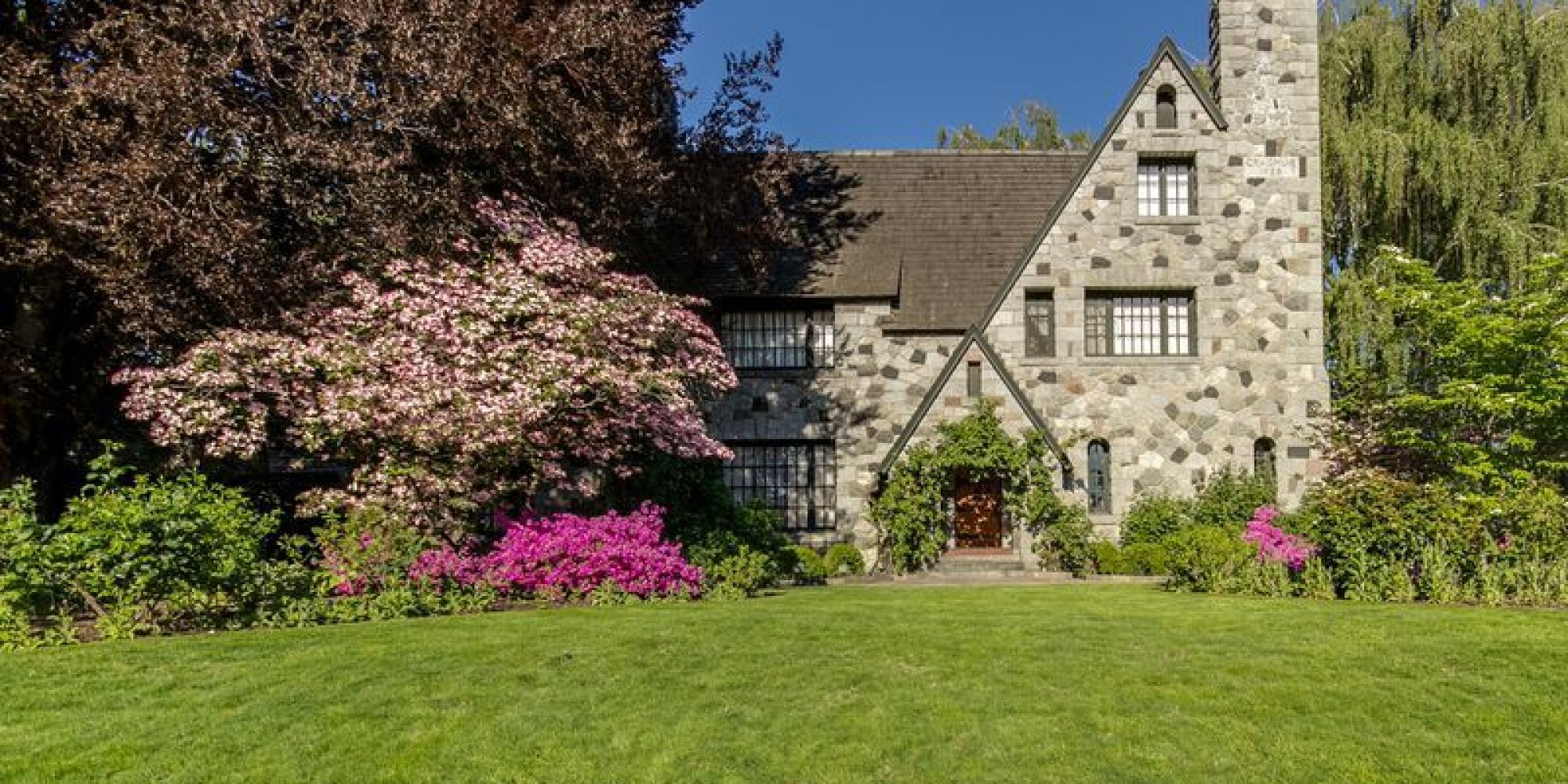 Craigmuir Castle In Washington Has The State's Second Largest Gingko