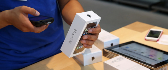 Man Beaten Unconscious While Waiting In Line For New iPhone