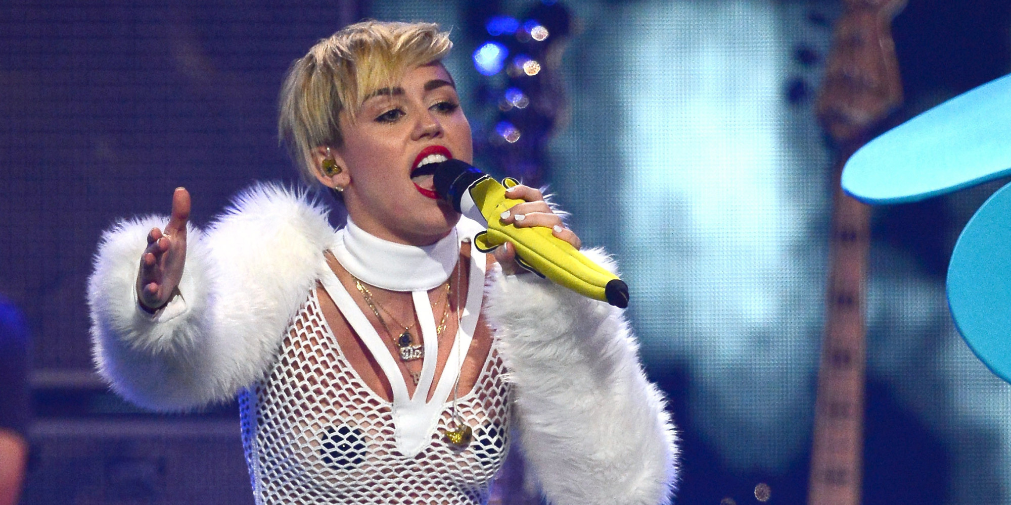 Miley On Kanye Pharrell Lil Kim And More Homies Huffpost