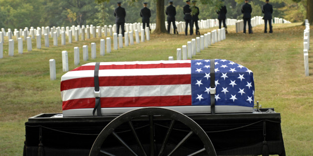 n-MILITARY-CEMETERY-AMERICAN-FLAGS-628x314.jpg