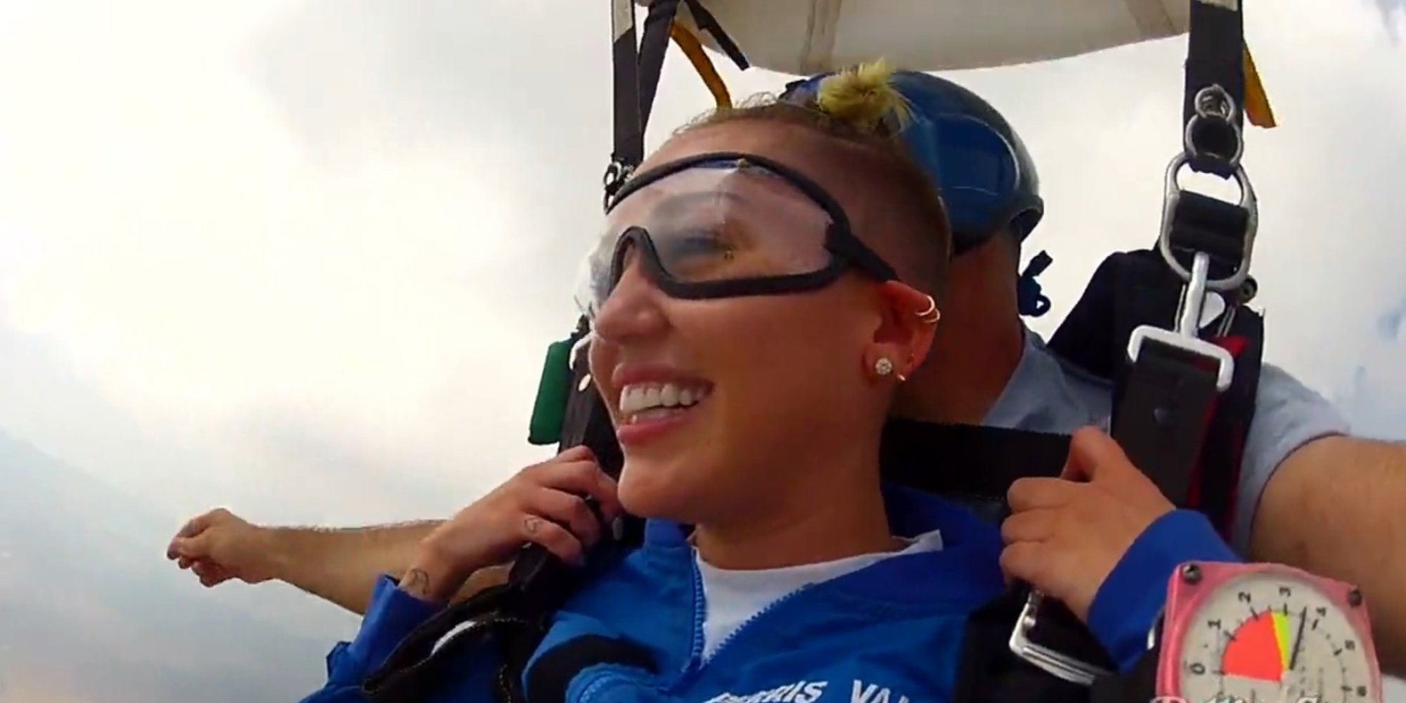 Miley Cyrus Skydives In 'Rolling Stone' Video (WATCH) | HuffPost